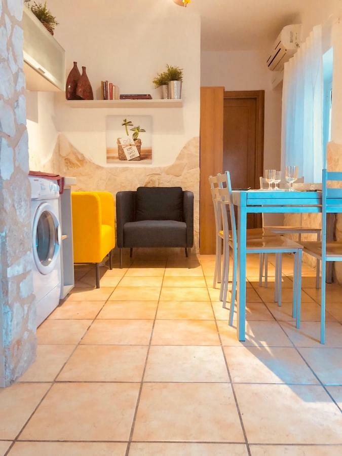 C.B.Guesthouse Бари Екстериор снимка