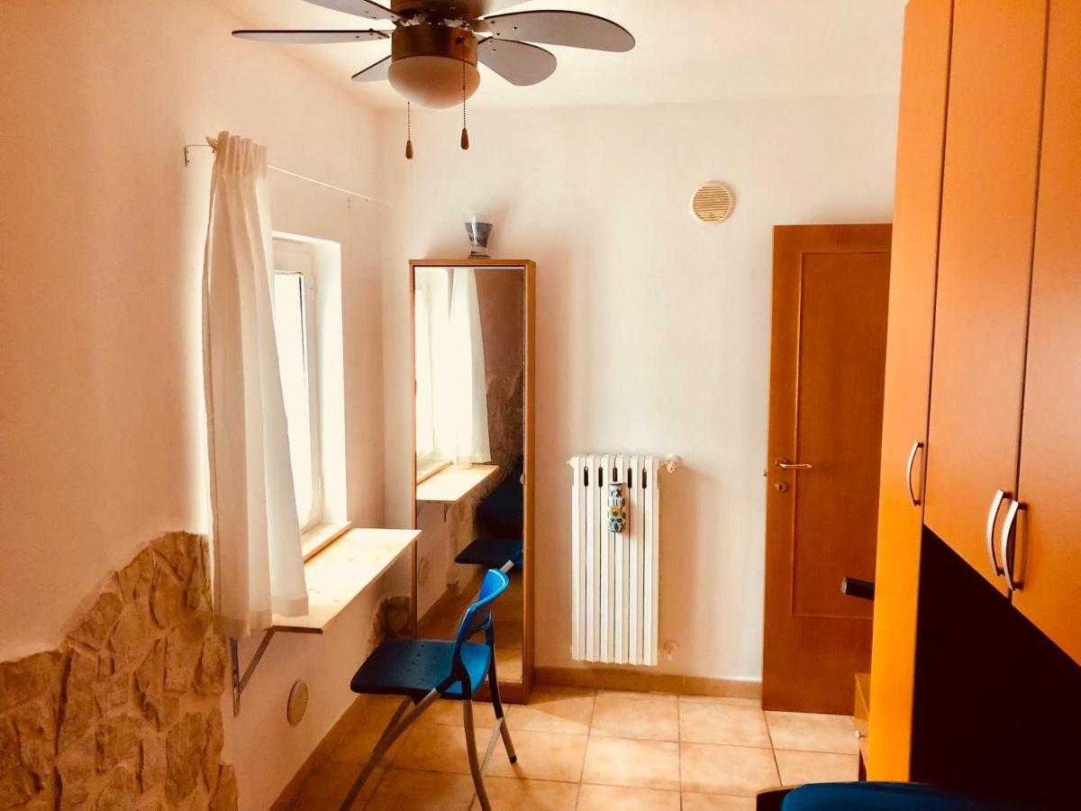 C.B.Guesthouse Бари Екстериор снимка
